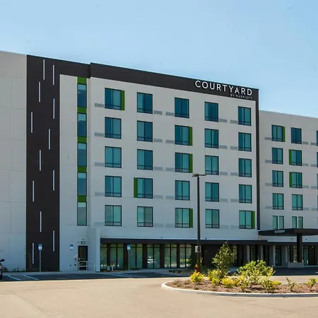 Courtyard By Marriott Lake City